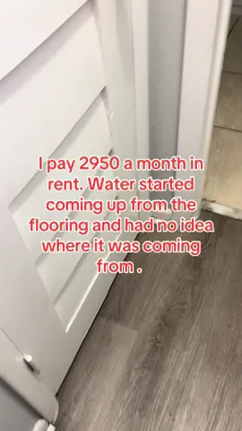 #badlandlord #landlordsfromhell #renting #rentingproblems #waterdamage #mold #landlordfromhell #florida #idontknowanymore #neverending #fypシ #whatdoido #ac #airconditioning #advice 