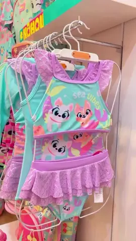 Novidades na Moda Praia temoss!!! #puketbalnearioshopping #puket #maedemenina #balneariocamboriu #unicornio #modapraia 