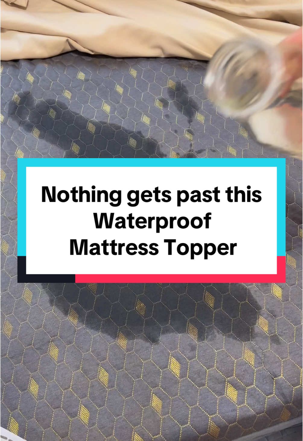 We all know how gross it is to change our sheets and see a stain on the mattress 🤢🤮 Protect your mattress with this waterproof topper so you don’t have to live with stains for years and years!! Plus it’s on SALE right now!!! Get it 💯 #tiktokshop #tiktokfinds #bedlore #waterproofmattresscover #waterproofmattresstopper 