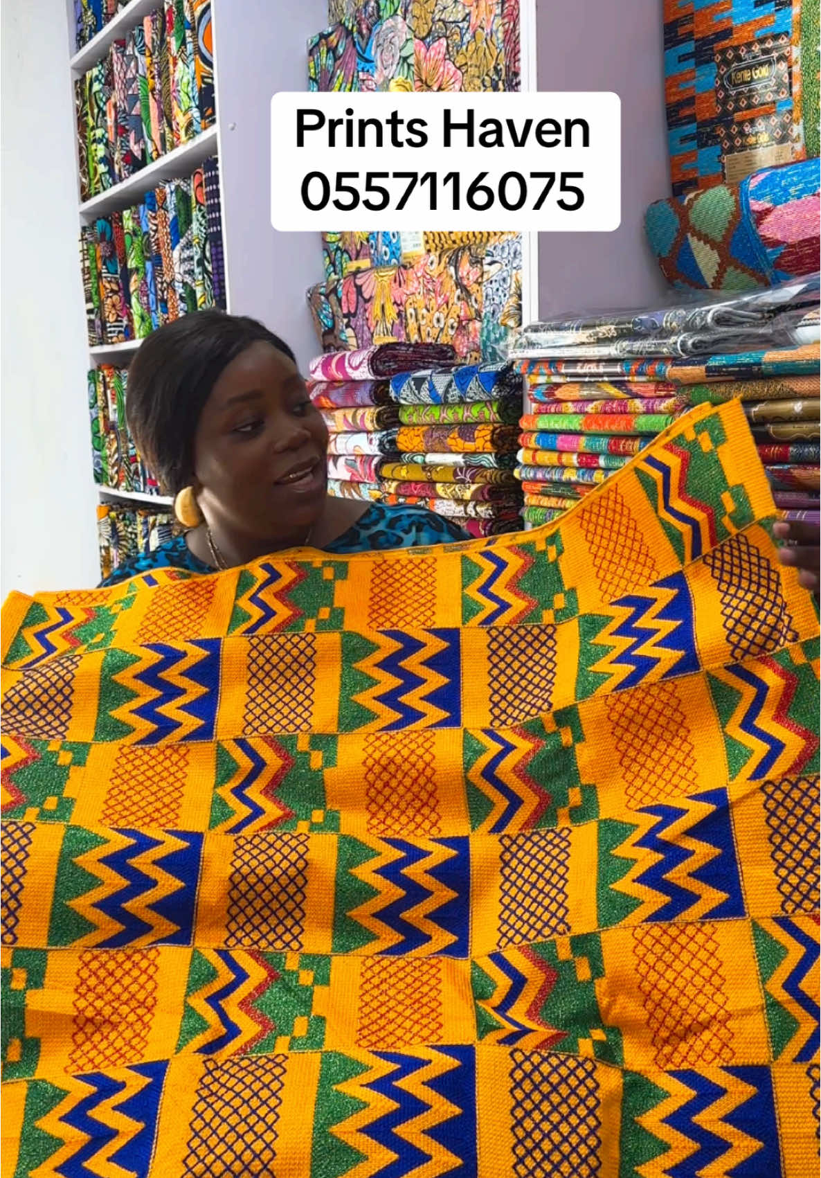 Be different , be beautiful  Me ba wo abrokyire Ghc 420  for 4 yards  👌Cotton 👌No fades  TO ORDER CALL OR WATSAPP 0557116075  #printshaven #fashion #fabrics  #cloth #africanprints #ankara #ankarafashion #waxprints #Love #instagood #photooftheday #happy #beautiful #cute #ankara #ankarastyle #ankarastyles #ankaraprints #prints #follow #fashion #style  #fashionblogger #ankarafashion #ghana #onlinestore #onlinestoreghana #onlinestoregh #ghana #madeinghana