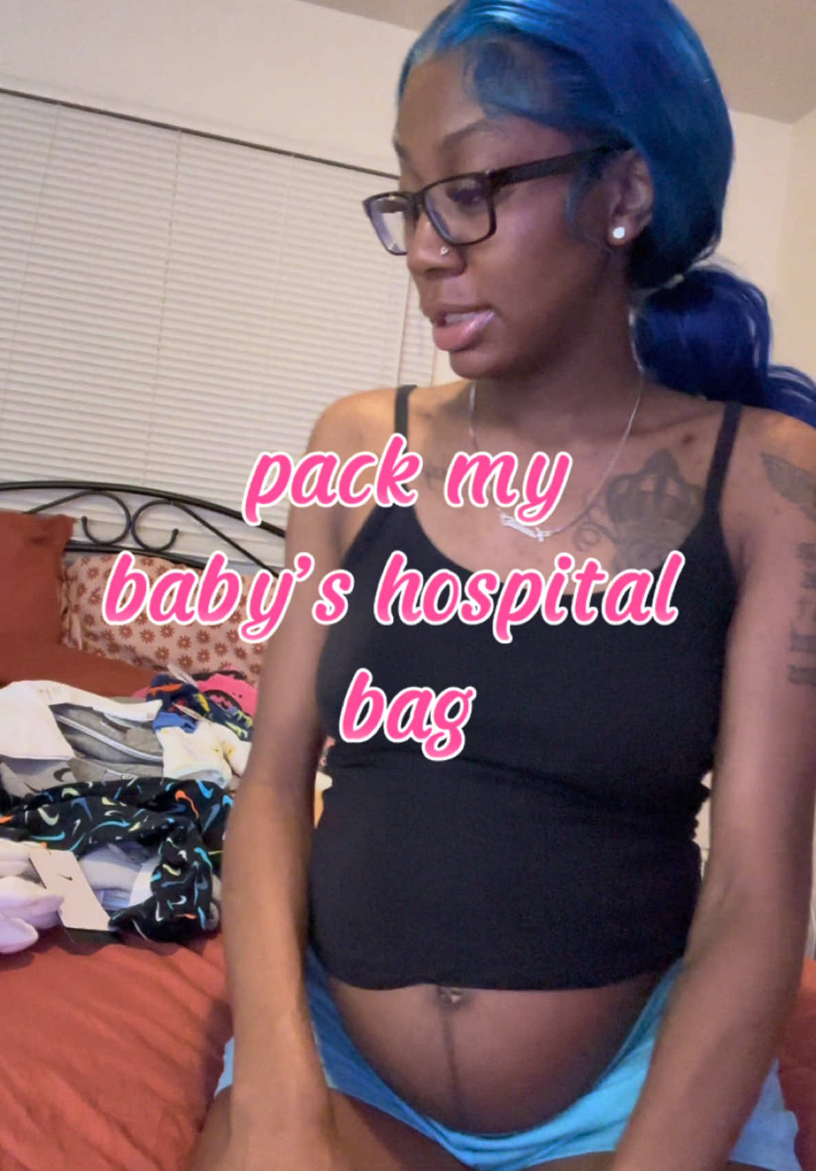 pack my baby’s hospital bag with me💙. #pregnant #boymom #keairis 