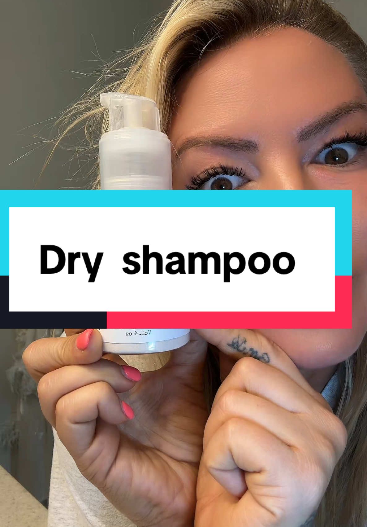 Best dey shampoo if you ask me !  #dryshampoo #dryshampootutorial #hairproducts #musthaves #impressive #tiktokshopfinds #chriatmasgiftideas #chriatmasgiftidea #onsale #TikTokShop #blackfridaydeals 