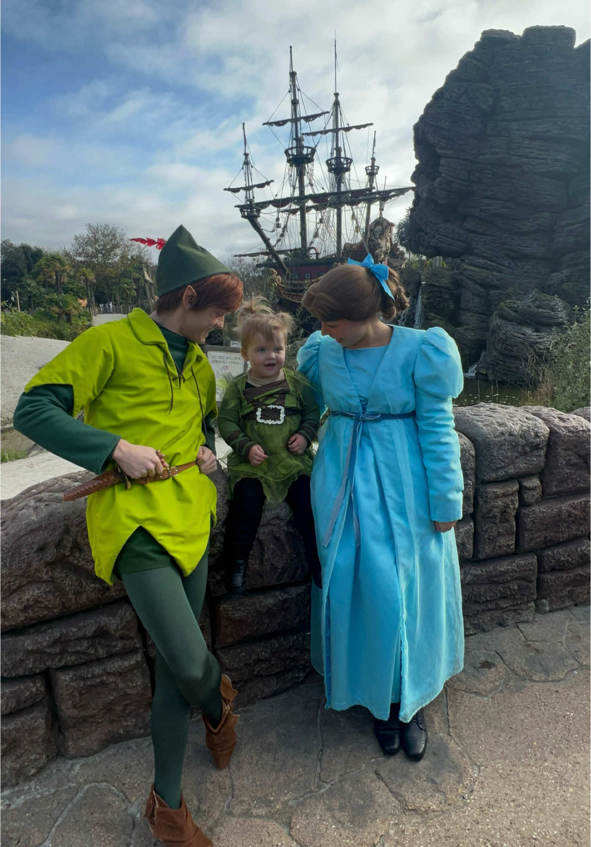 Of course we had to go back to Neverland to see Lotties favourite people 🥹 its so special to see Lottie and Peter's bond grow with every trip🥹 Peter and Wendy took Lottie for the longest walk around Neverland and ended with the most picture perfect ending 🫶🏻 we will never be able to thank Peter and Wendy enough 🥰💚🩵  - - - - - - - - #disney #disneylandparis #disneybaby #peterpan #wendydarling #neverland #jollyroger #disneywalk #characterlove #disneycharacters #charactermeetandgreet #disneymeetandgreet #disneyfamily @Disneyland Paris ✨ @Disney Parks 