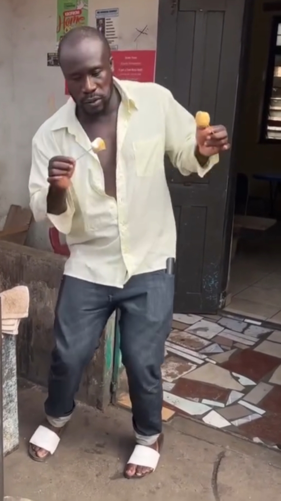 @Aligata App what's the secret? 😂😂😂😂😂😂😂😂😂😂🔥🔥🔥🔥🔥🔥🔥🔥🔥🔥🔥🔥🔥🔥🔥🔥 #enjoyment #enjoylife #ghanatiktok #ghanatiktok🇬🇭 #ghanaiansabroad #akabenezer #akrobeto #kumawood #dancersoftiktok #trendingsong #viralsong #okafuordidi #alomogyata #efiaodo #ghanaiansinuk #ghanaiansinamerica #fyp #azonto #ghanatrends #ghanamusic #afrodance #africantrends 