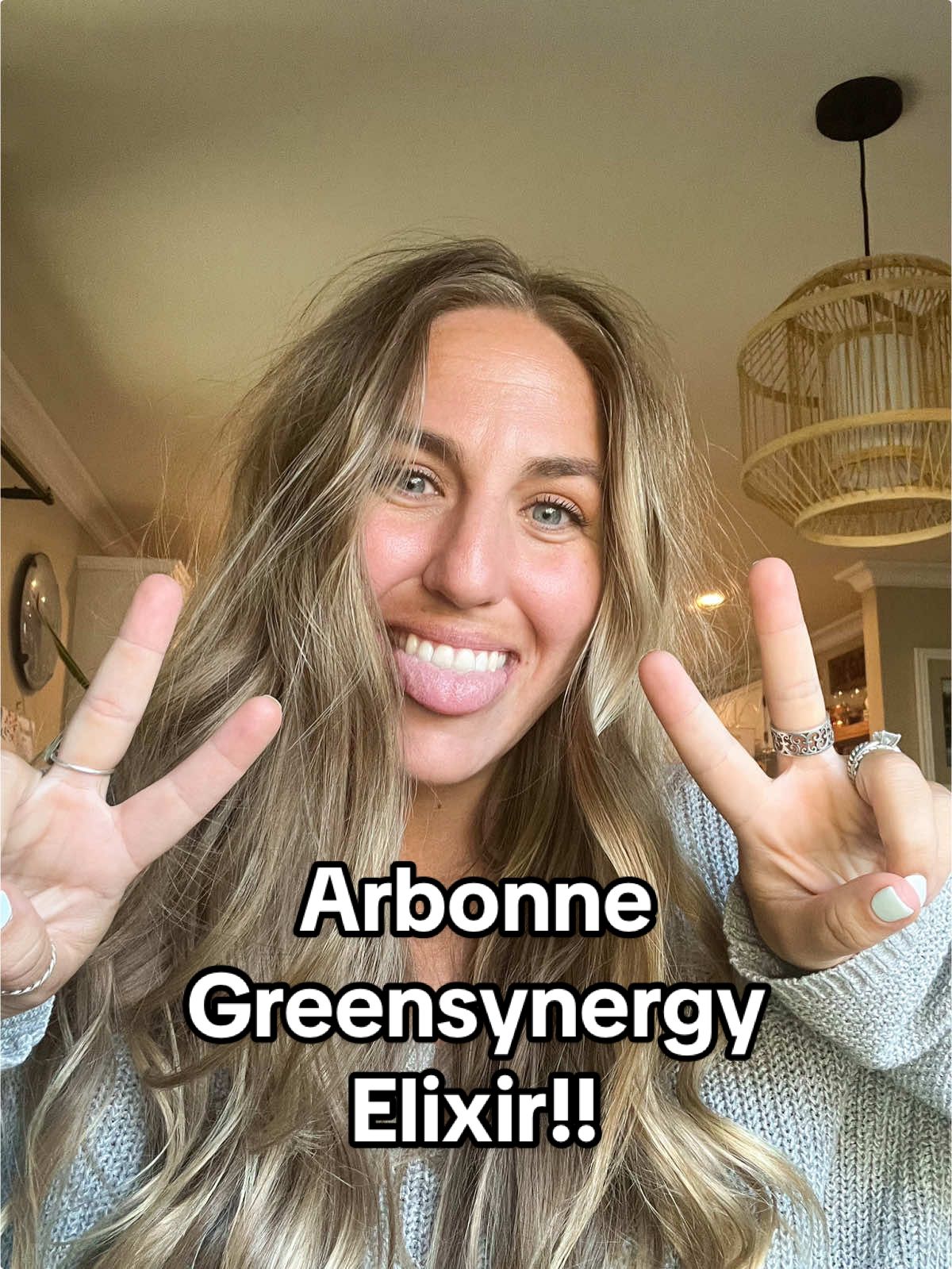 When I drank my frist Arbonne wellness bevy 4 years ago I had no idea the type of impact it would have on my life. From my hair to unlimited time with my kids! The Greensynergy Elixir is ELITE! Message me to get yours! Xo #creatorsearchinsights #arbonne #guthealth #guthealthmatters #hairtips #greensynergyelixir #guthealthtiktok #hairtransformation 