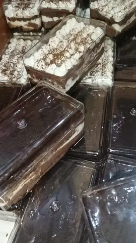 varian baru yg best seller nya Cici factory Tiramoussecake 😍#dessertviraltiktok #resellercicifactory #tiramisu #mousse 