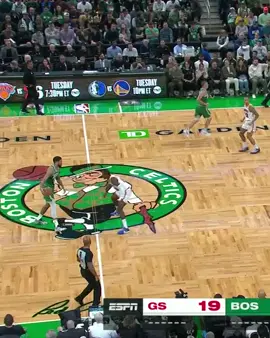 How on earth has Tatum made that?! 🤯 Watch Celtics vs. Warriors LIVE on ESPN 📺 #NBA #jaysontatum #celtics #warriors #espn #basketball #highlights #sports