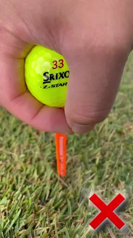 How to put the tee in to the ground professionally 【PRO挿し】 #スベッティ #professionaltee #sliptee #golf #ゴルファーと繋がりたい 