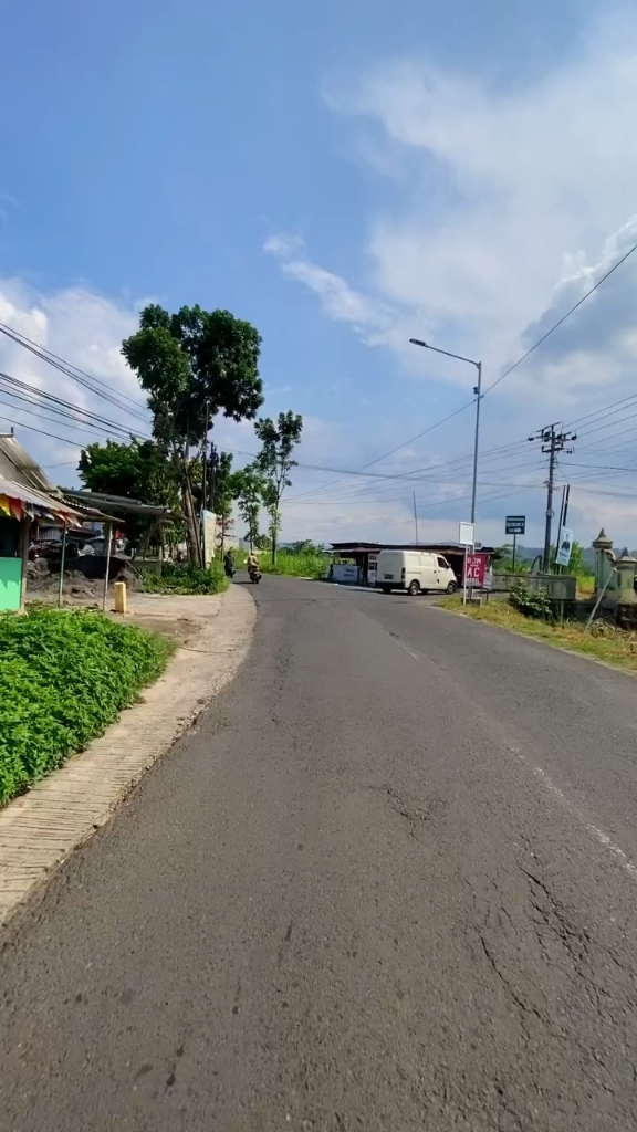 ombak gede wae tak sebrangi opo meneh koe mesti tak cintai 😅,gading hawane panas kadang udan bolo ora nentu koyo cinta ku padamu. . . . kiriman bolo :niip.daff #bojaviral_#viralboja#bojaviral#boja#kendal#limbangan