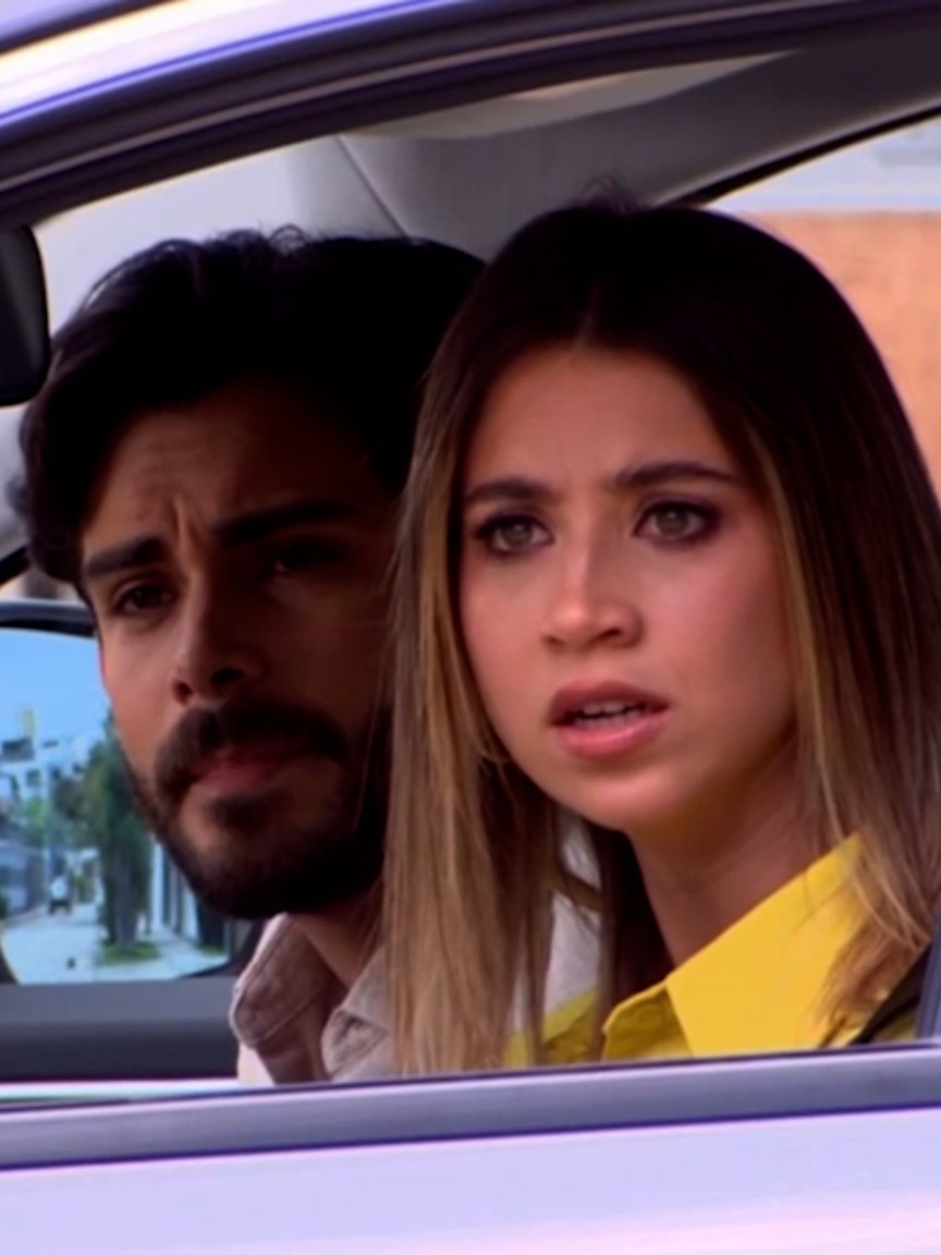 Alessia mira a Jimmy cargando a una chica #paratiiiiiiiiiiiiiiiiiiiiiiiiiiiiiiiiii🦋 #americatvgo #recommendations #afhs_peru #fyppppppppppppppppppppppp #peruana #alfondohaysitio #viralvideotiktok #cristobalmontalvan #jimmygonzalez #macarena #Alessiamontalban #fypシ゚viral🖤tiktok #afhs202 #afhs #Laia #serie #fypp #afhs2024