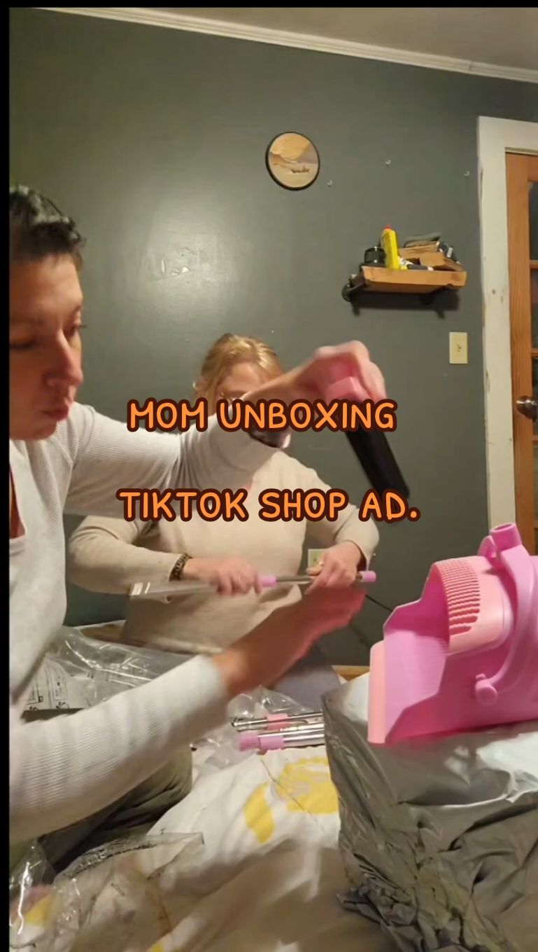 #warmclothes #unboxing #ittakesavillage #mymom #family 