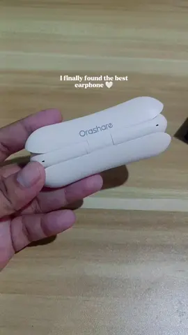 One of the best purchase I made this year!!!  #tiktok #fyp #fypageシ #orashare #orashareheadphones #earphones #magneticearphone #white #cream #earbuds #wirelessearphone #bluetoothearphone 