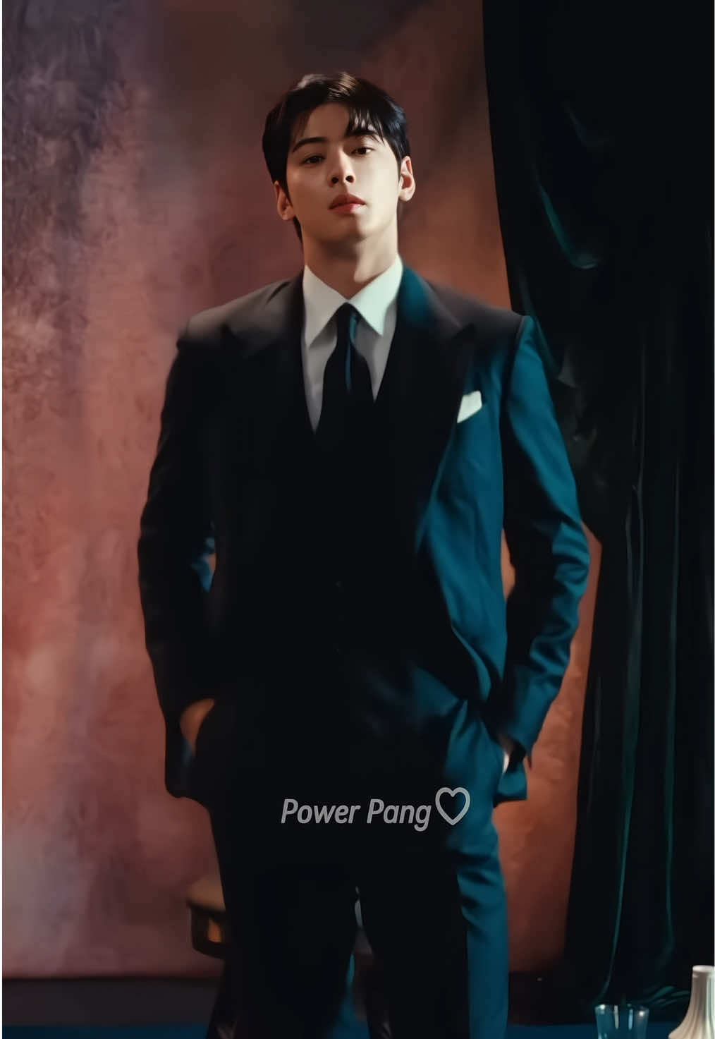 หล่อระดับ AI ไม่เกินจริง ✨ CHA EUNWOO X LG UPLUS X iPhone 16 #CHAEUNWOO #leedongmin #chaeunwooastro #mychaeunwoo #차은우 #이동민 #아스트로차은우 #ASTRO #arohaastro 