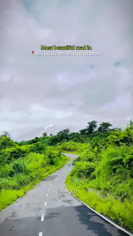 পাহাড়গুলোর এক-একটা রাস্তা এক এক রকম প্রত্যেকটাই আপনাকে অনেক বেশি মুগ্ধ করবে💙 #travelwithsagor #travel #travelvideo #foryou #foryoupage #viral #tiktok #nature #bangladesh 