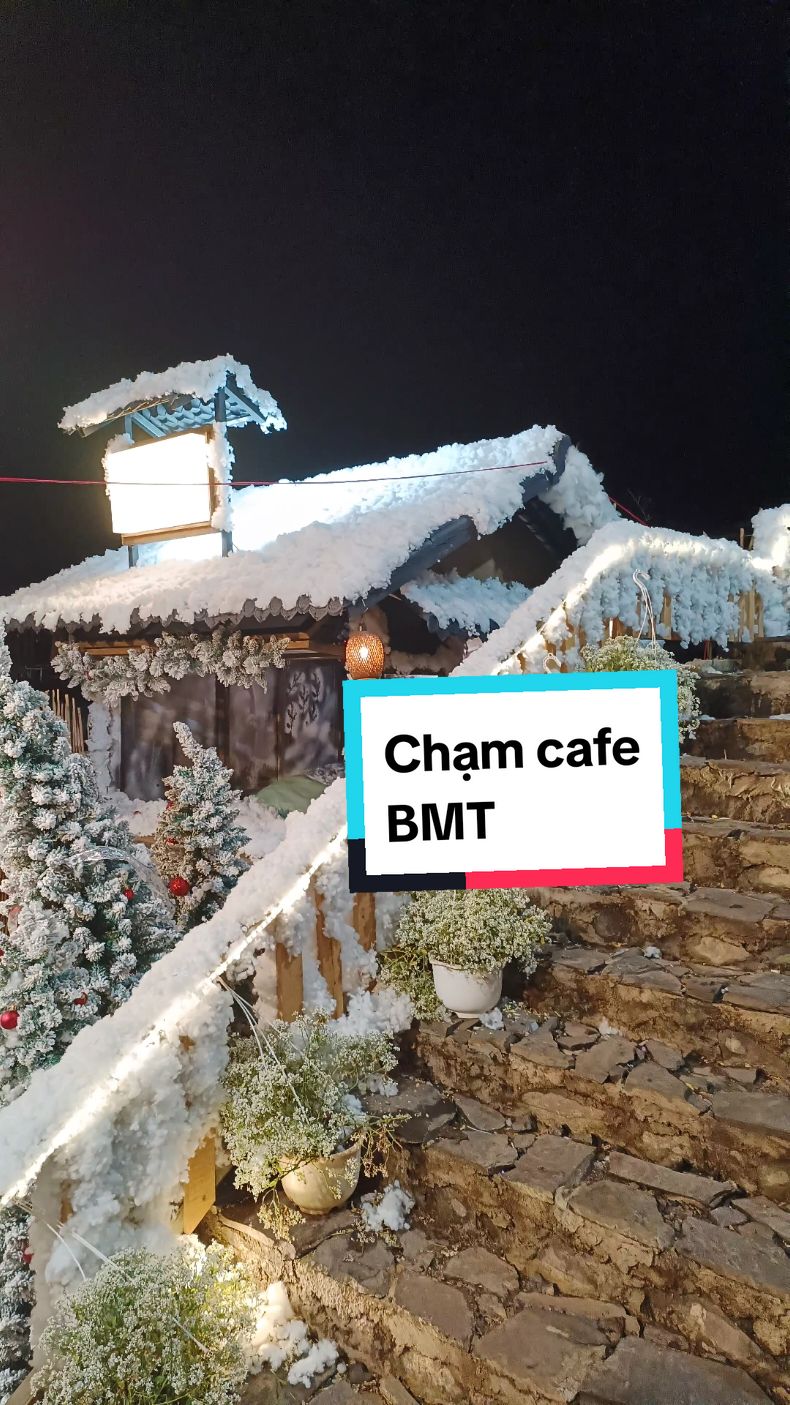 Đi Đại Lộ BMT chụp ảnh noel thôi nào 🎄 #chạmcafe #Noel #BuonMeThot #47daklak #Reviewbmt #Hiennnoibmt 