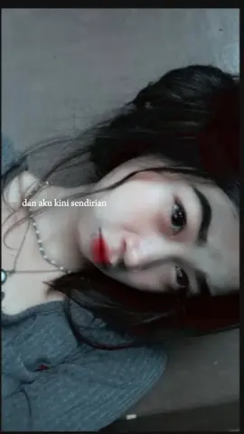 cuman bisa liat dari atas aja😌 