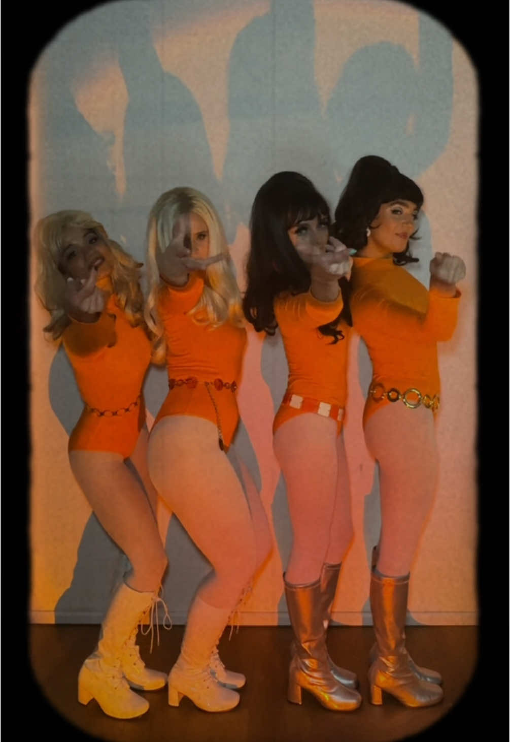 Groovy GoGo vibes incoming! 🧡🍊 BTS from a fab shoot the other day coming soon!  #fyp #60s #60sgogo #1960s #60sstyle #60smusic #60svintage #vintage 