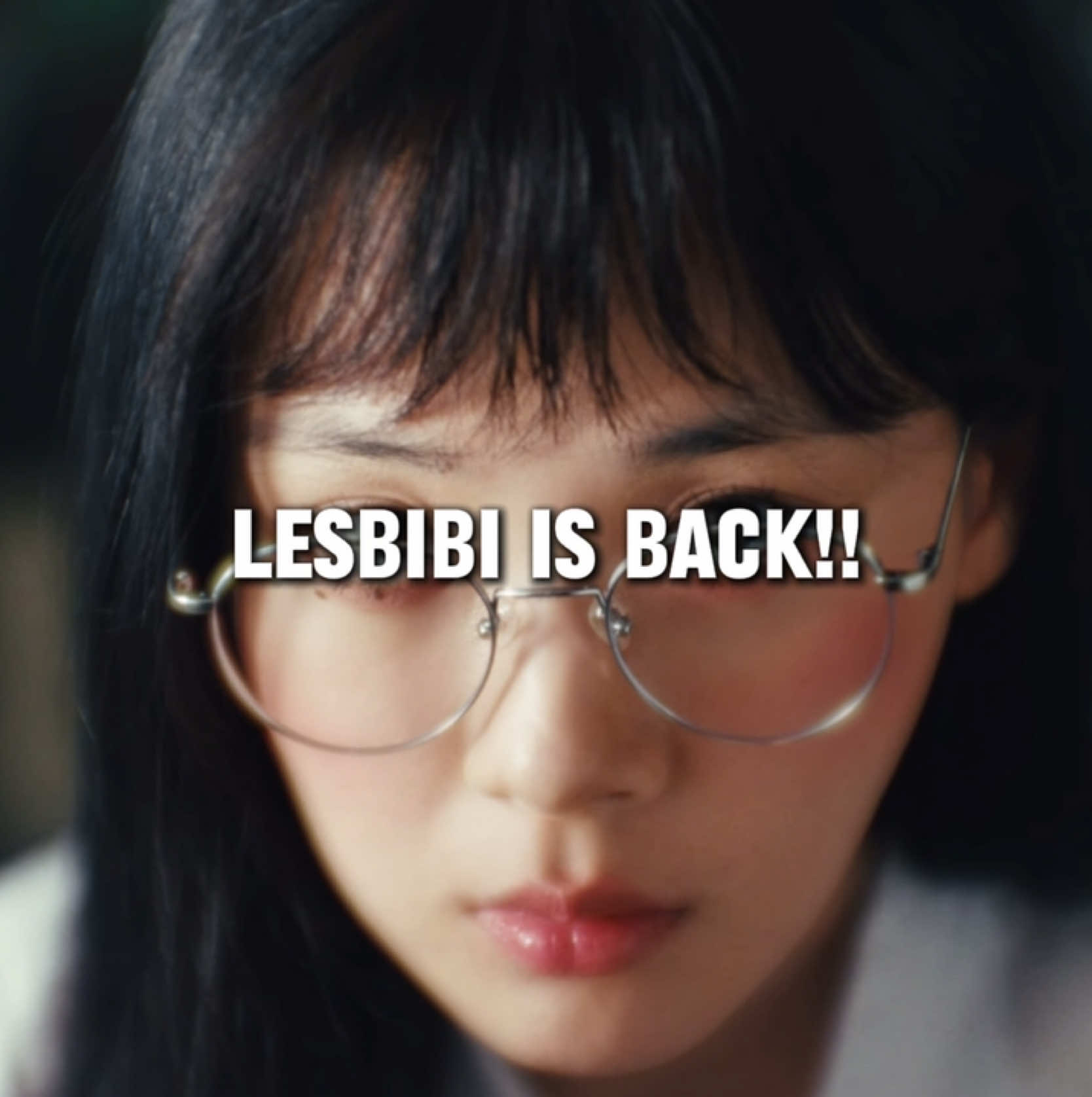 ‘DERRE’ ON NOVEMBER 14TH! (i know the sound is from yves, but i’m a big fan of both so if you want to be moots… we can!) #BIBI #LESBIBI #KPOP #LOONA #BIBIDERRE #DERRE @nakedbibi 