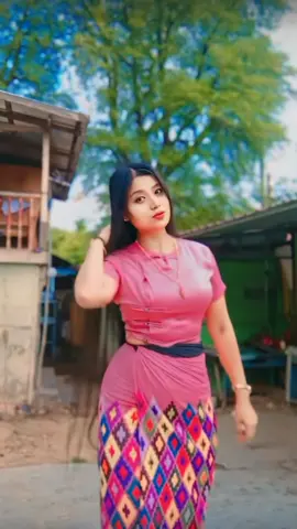 #မြန်မာမလေးပါရှင့်❤️ #ချစ်တဲ့စိတ်လေးနဲ့ကြည့်ပေးပါနော်😘😘😘😘 
