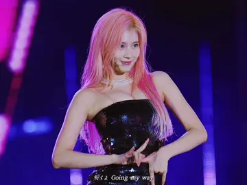 宮脇咲良に実際に見る方が写真より5000倍可愛いと言われたサナちゃん💜 #twice #sana #おすすめ #伸びて #onceと繋がりたい 
