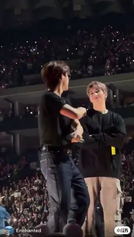 ディノちゃん可愛くて堪らんよなわかる #seventeen #セブチ #ディノ #ウォヌ #ウォヌディノ 