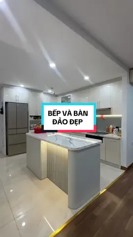 Bếp đẹp nhưng e thích bàn đảo các bác ạ 😁 #noithat #noithathbl #thamphanhbl #xuhuong #bep #yeubep #yeubepnghiennha #bepdep #bandao #thietkenoithat #noithathiendai #noithatdep #nhachaymoingay 