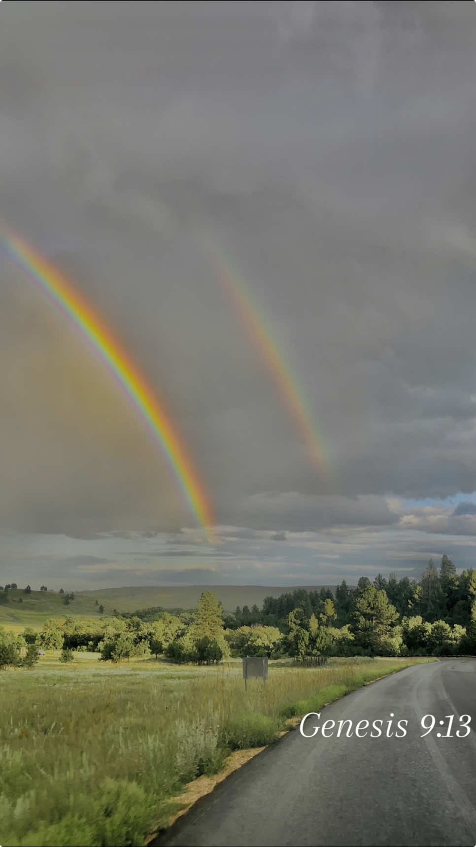 Nada como este paisaje                          #arcoiris #creaciones #fyp #viralvideo #mountains #God #happiness #takemeback #memories 