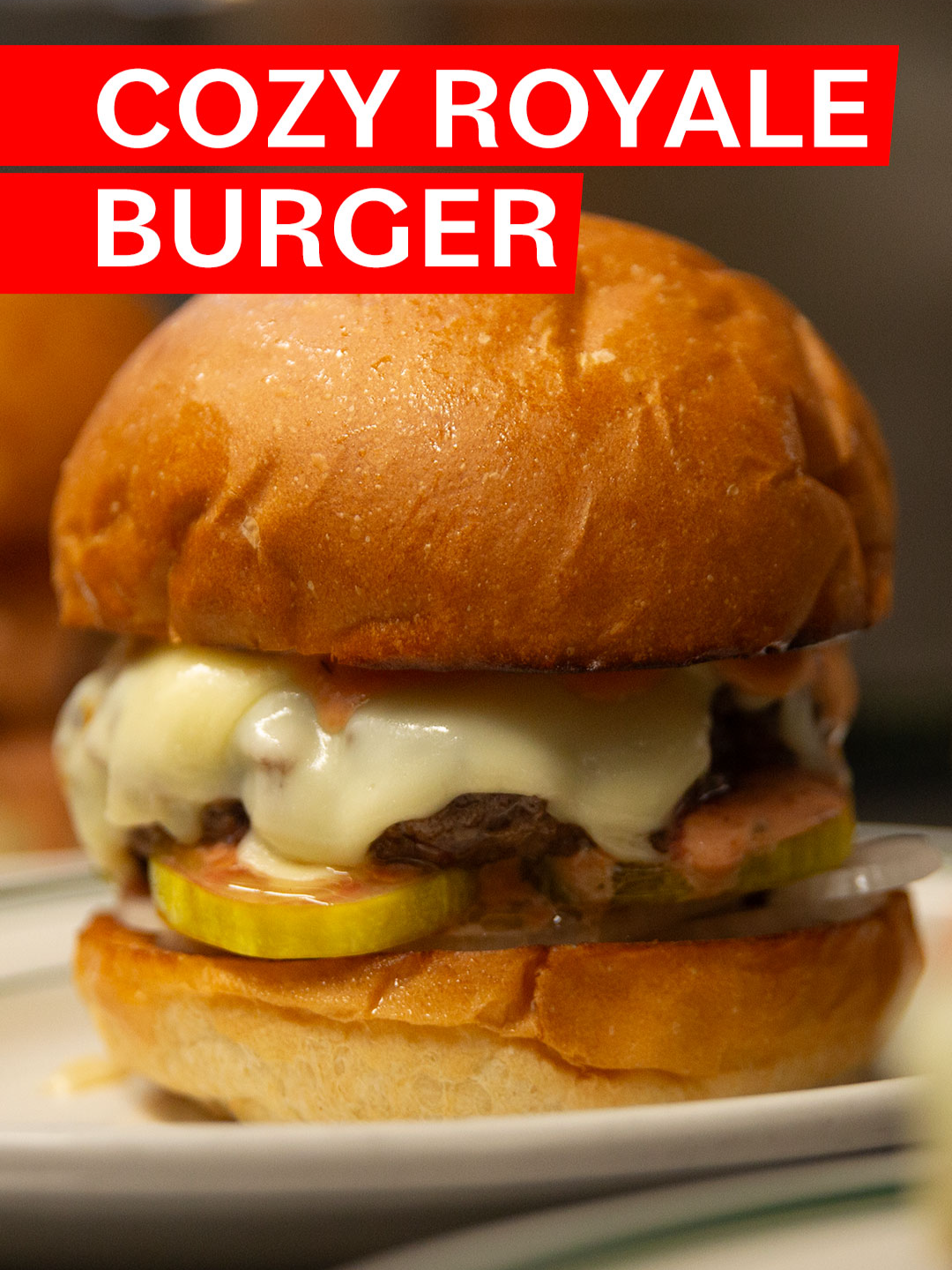 Sorry chefs, we can’t resist a good ol’ burger. 🍔 Cozy Royale in NYC serves up two irresistible burgers: a tavern-style cheeseburger, and a super limited dry-aged sirloin smashed burger, topped with homemade bacon jam. The restaurant’s butcher shop, the Meat Hook, breaks down 1,200 pounds of meat every week and turns the trim into burgers. Butcher-owner Brent Young says that these days, every ticket at the restaurant has a burger on it. Presented by @capitalone  #nycfood #burger #cozyroyale #eater