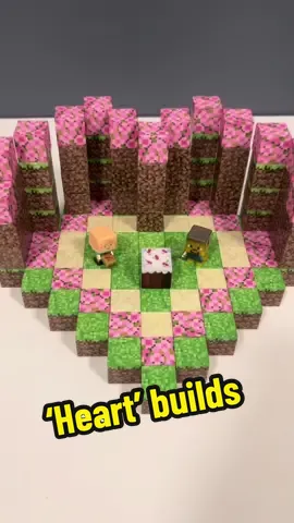 How to use minecraft blocks to build the ❤️ shape builds? #minecraftbuilding #minecraftblocks #magnetblocks #buildingblocks #magnetic #minecrafttoys #magneticcube #toyforkids #fyp 