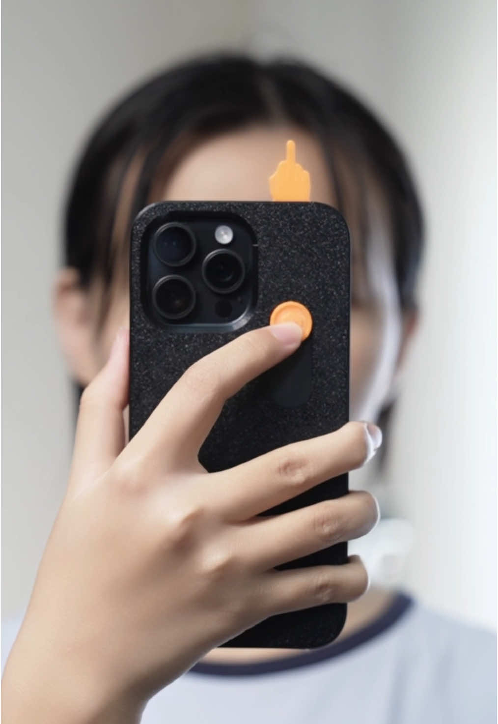 Interesting middle finger 3D printed phone case.#Fingerphonecase #phonecase #iphone 