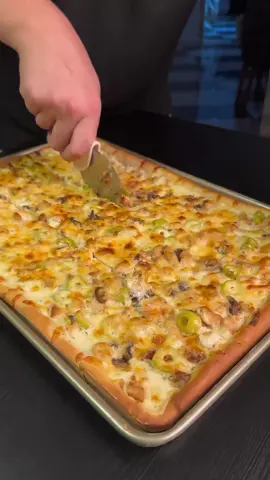 لازم الجربوها 😍 هبال  #ghano_cuisine #pizza #بيتزا_كاري 