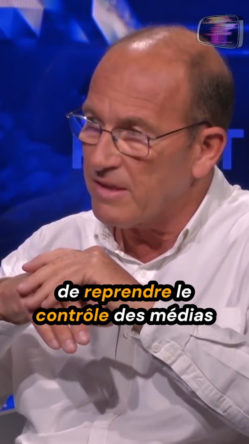 Le professeur Étienne Chouard et Charles Gave confrontent leurs idées pour la première fois sur le plateau de TV Libertés, le 3 juin 2019. Dans cette séquence, Étienne Chouard revient sur les notions de pluralité dans les médias ainsi que de processus constituant à l'aune des résultats des élections européennes de 2019. Voir l'entretien en intégralité sur la chaîne de TV Libertés: https://www.youtube.com/watch?v=9RlzyDMSBk4 03/06/2019. #chouard #étiennechouard #politique #euro #ue #médias #archive #charlesgave #gave #tvl 