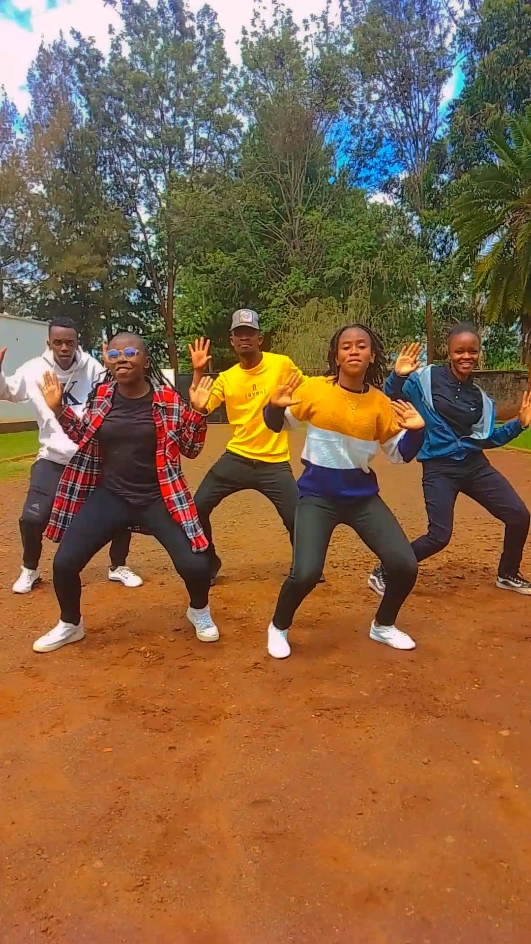 Finetune dancers innit@finetunedancers@JUDY. ™🩵 @@loverboy @baniee@mdancehall @_Baraka06  #annet #fypシ゚viral #CapCut #shiruwagp 