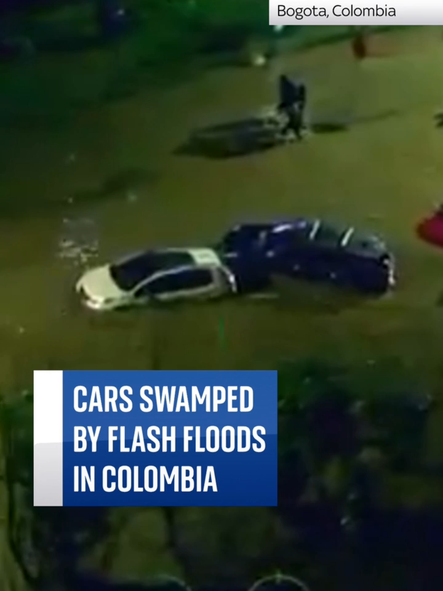 #Police had to rescue stranded motorists after heavy #rain flooded the streets of #Bogota in #Colombia.  Authorities said the water levels reached up to 27 inches 📷