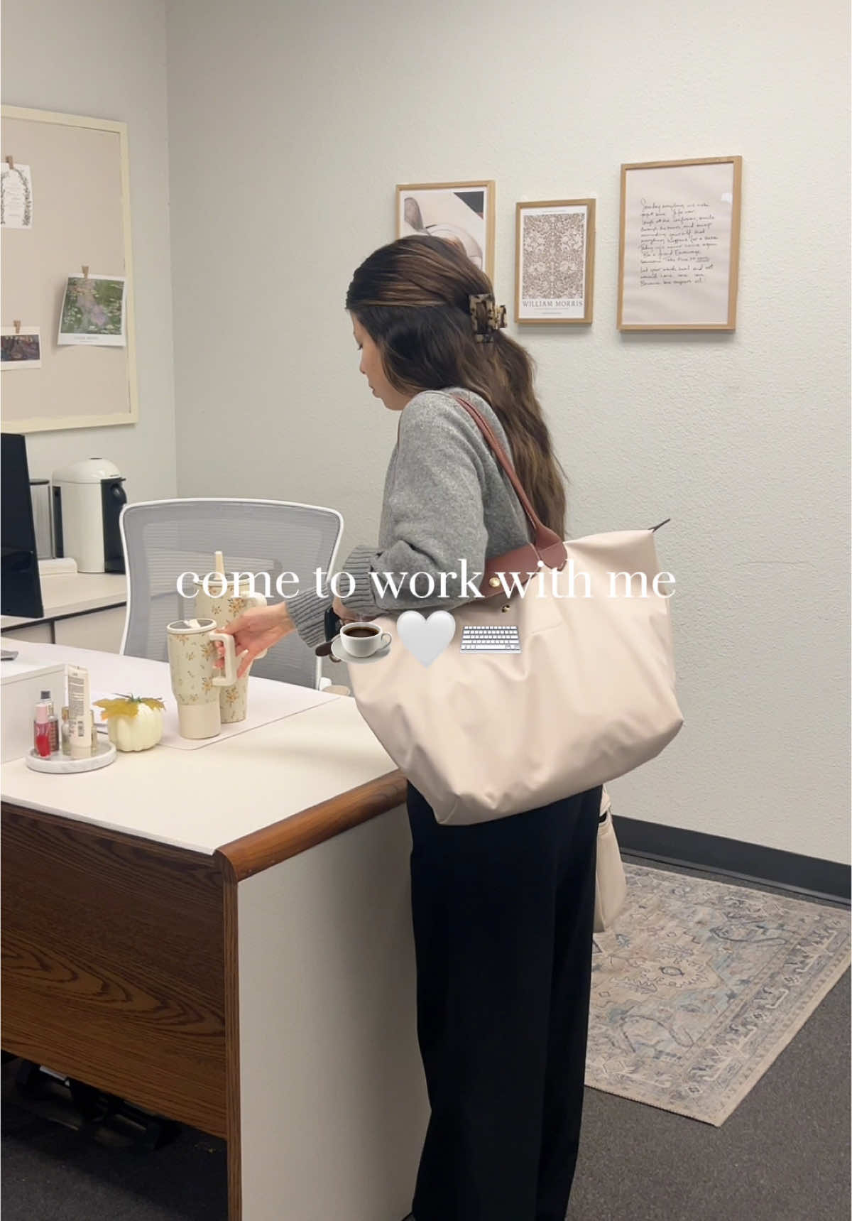 ASMR morning routine + come to work with me 🤍 #Vlog #daily #aesthetic #grwm #routine #productivity #vlogs #relatable #dayinmylife #asmrtiktoks #getreadywithme #asmrsounds #satisfyingvideo