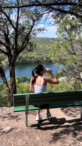@Reign Storm keeping me energized after my 9-5 #reignstormpartner #reignstorm #atx #austintexas #austintexasinfluencer #austin 