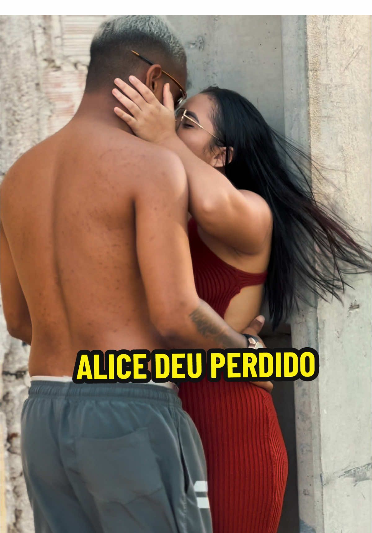 Alice deu perdido, voces acha que eles combina ?