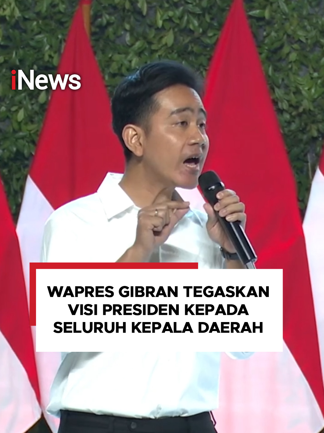 Wakil Presiden (Wapres) Gibran Rakabuming Raka menghadiri Rakornas Pemerintah Pusat dan Daerah di SICC, Bogor. Dalam kesempatan itu, Gibran menegaskan bahwa  mengelola pemerintahan butuh kerja sama tim. Anak sulung bekas Presiden Joko Widodo itu meminta semua elemen pemerintahan kompak. Selain itu, Wakil Presiden Indonesia tersebut juga menekankan bahwa tidak ada program dan visi lain, selain dari Presiden Prabowo Subianto. Baca selengkapnya hanya di https://www.inews.id/news #Gibran #gibranRakabumingRaka #Wapres #VisiPrabowo #Prabowo #KepalaDaerah