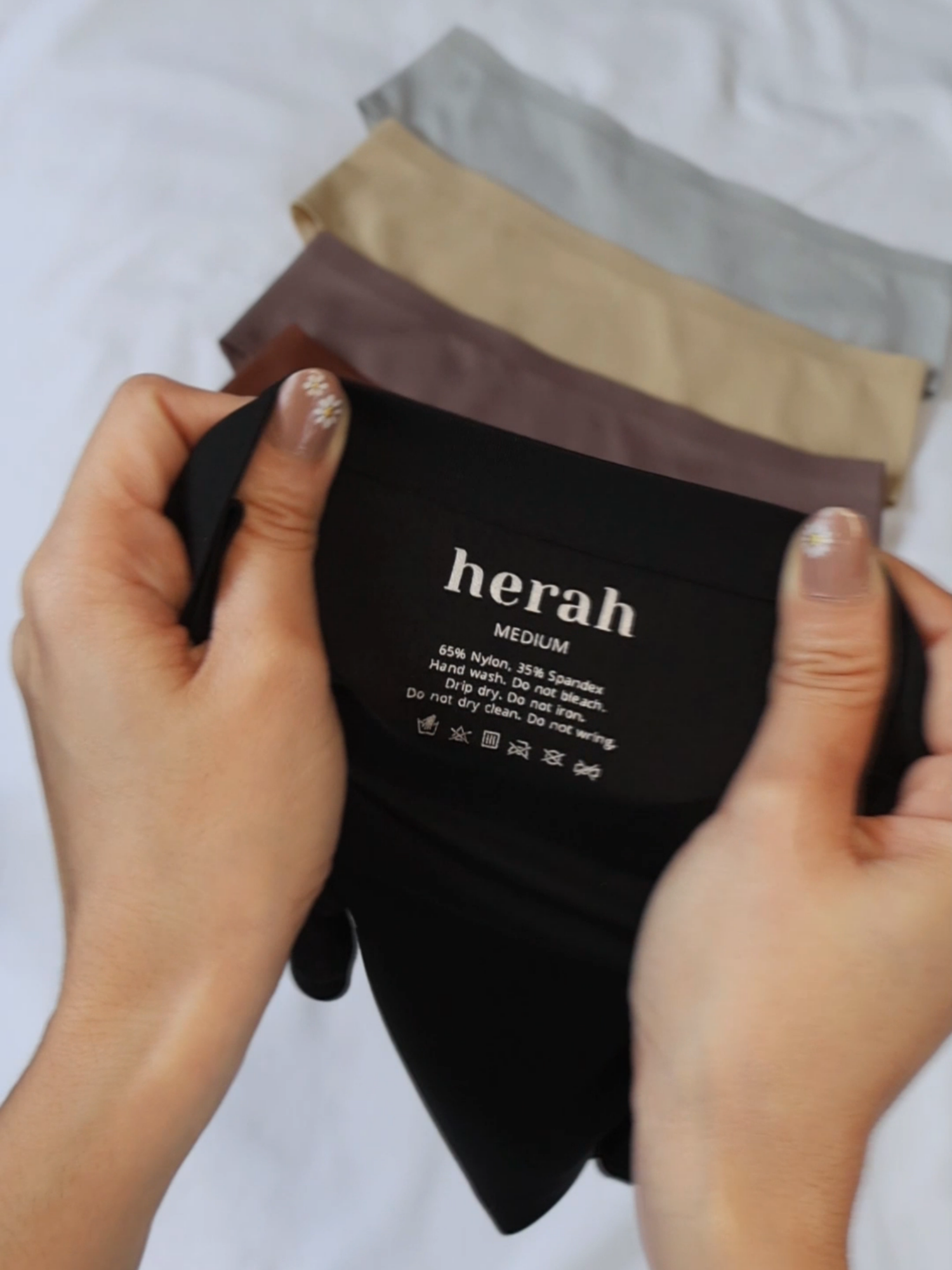 Redefine your everyday with Herah's Hipster Panty! Shop now and experience the ultimate comfort today 🤎 #Herah #SeamlessPanties #WomenFashion #Petite #PlusSize #fyp