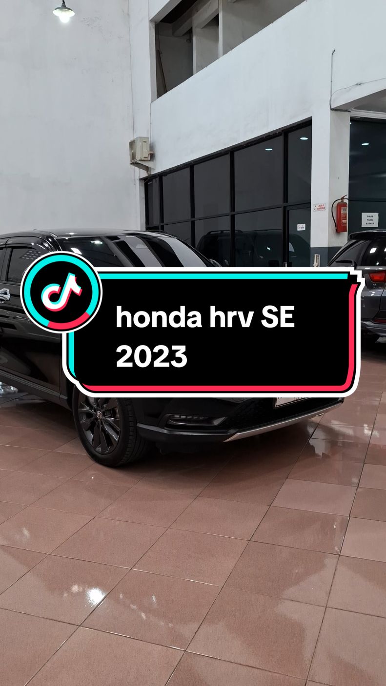 nomor wa dan alamat cek profile honda HR-V 1.5 AT 2023 tipe SE automatic warna hitam plat N Pasuruan pajak panjang 10/2025 ready siap pakai alamat Surabaya jalan Kertajaya no 228 amanah motor harga cash 375 credit 360 #jual #beli #mobil #bekas #second #murah #bagus #mobkas #honda #hrv #hitam #credit