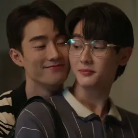 ขนาดตัวท็อปยังแพ้น้องมิว #OnlyFriendsSeries #fforce_ #kasibook #forcebook #ฟอสบุ๊ค 