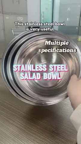 I'd like to share with you a stainless steel bowl that I use to mix salads every day! The edges are thickened and the inside of the bowl is also deeper, which makes it very convenient for daily mixing.#TikTokShopPH1111 #Saladbowl #bowl #kitchen