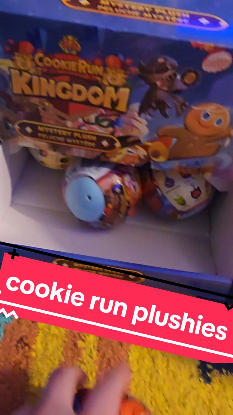 some more cookie run!  #cookierunkingdom #cookierunovenbreak #cookierun #cookierunplush #unboxingvideo #fypシ #unboxing #cookierunkindom #cookierunpulls #cookierunplush #cookierunplushie 