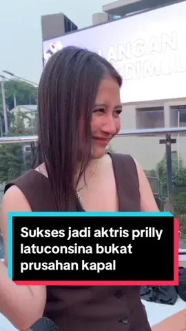 Hobby mancing Prily buat prusahan kapal sendiri #artist #prillylatuconsina #movie #filme #selebritis #journalist 