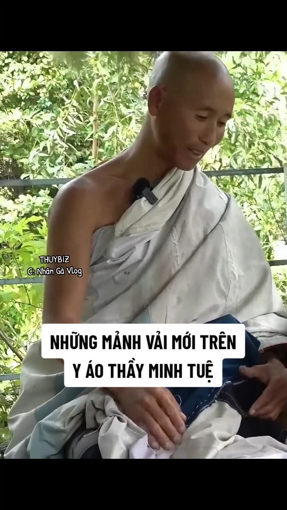 NHỮNG MẢNH VẢI MỚI TRÊN Y ÁO THẦY MINH TUỆ: Thầy không xin vải để Phật Tử có khoản tiền trang trải đời sống, trừ trường hợp quá đột ngột không có thì Thầy mới xin. #thayminhtuemoinhat #minhtue #thichminhtue #suminhtue #daophat #phatgiao #thayminhtue #nammoadidaphat #adidaphat #phatphapnhiemmau #phatphapvadoisong #phatphapvobien #phatphap #giangphap #niemphat #phattaitam #chanhphap 