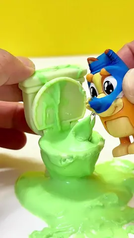 布鲁伊拉的便便被宾果打扫干净了#Toys #Bluey