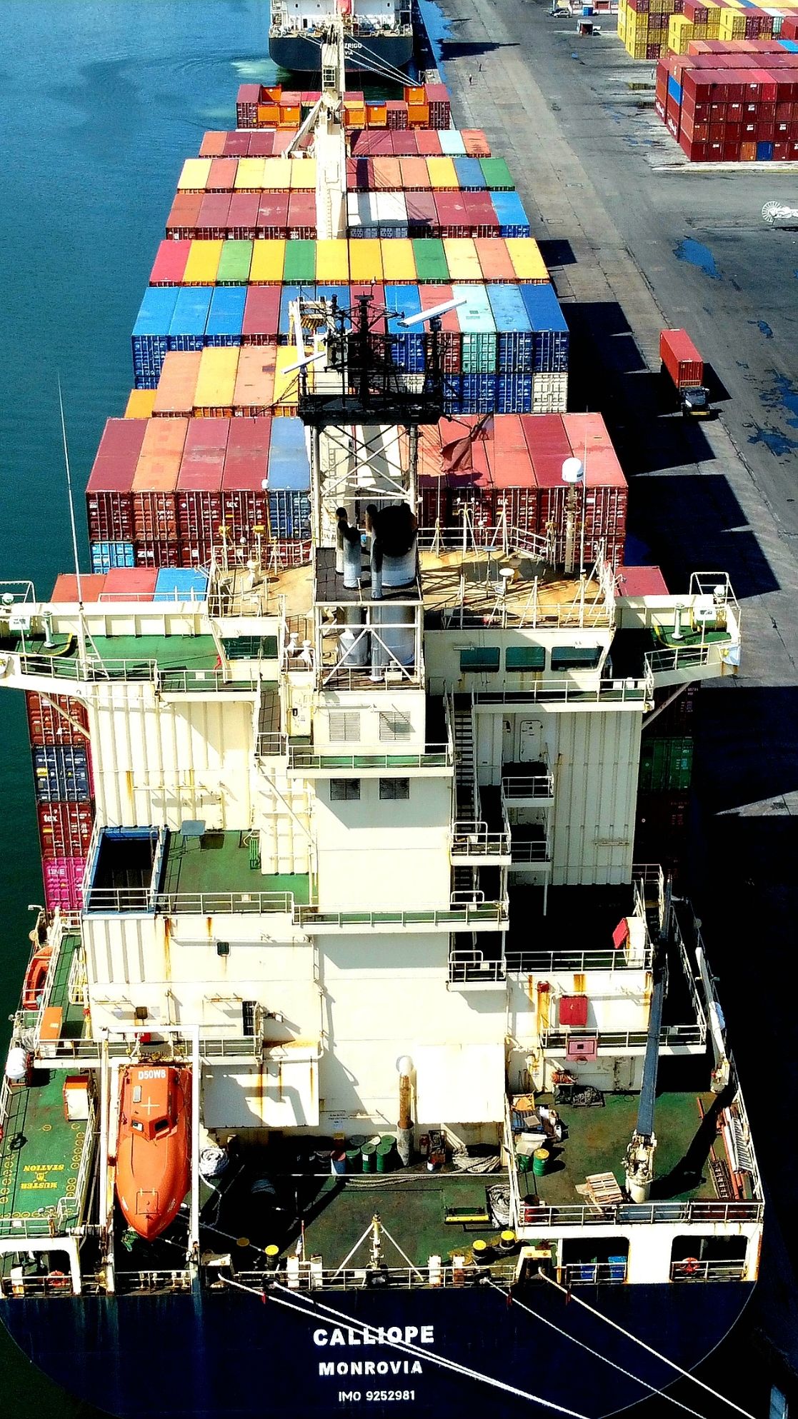 Actualidad del Puerto de Puerto Cabello el 08 de Noviembre a las 11:05 h. Patrocinado por: @phoinike_global ⛴️ @maersk_official @hapaglloydag @msccargo 