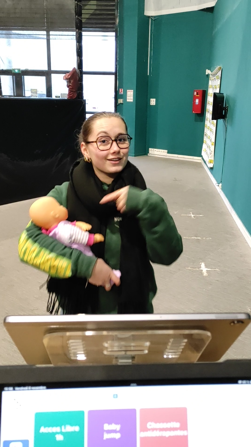 Bien entendu le bébé va bien et était consentant 🤝 #trampolinepark #humour #bébé  #lehavre #caen 