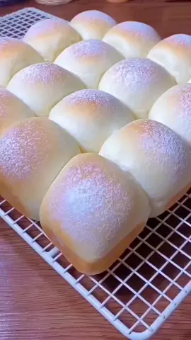 Fluffy cheese buns 🥰 preparation in the mixer bowl bread flour 400g fresh milk 200ml egg liquid 68g sugar 40g instant yeast 6g milk powder 20g salt 3g knead the dough for 6min add cream cheese 100g  knead the dough for 3min rest the dough for 50min separate the dough into 16 pieces make balls pan size 28x28 spray with water  rest the dough for 40min flour on the top Bake in a preheated oven 185C 23 to 25min depends on the oven #fyp #balkan #Recipe #bread 