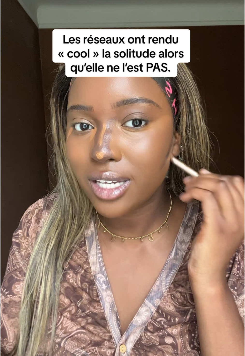 Faut vraiment s’en rendre compte hein ya 0 flex  @elfcosmetics #advice #conseil #solitude #makeuptalk   